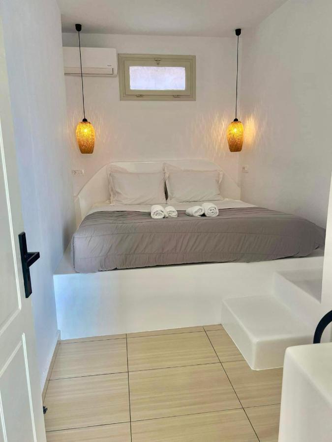 Blackrock Suites Karterados  Exterior photo